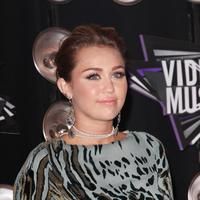 Miley Cyrus at 2011 MTV Video Music Awards  Pictures | Picture 71189